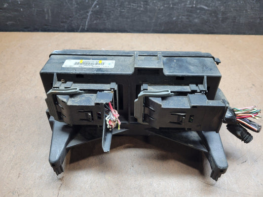 2005 Jeep Grand Cherokee Fuse Box Relay Panel 04692167ab z8663 DG0