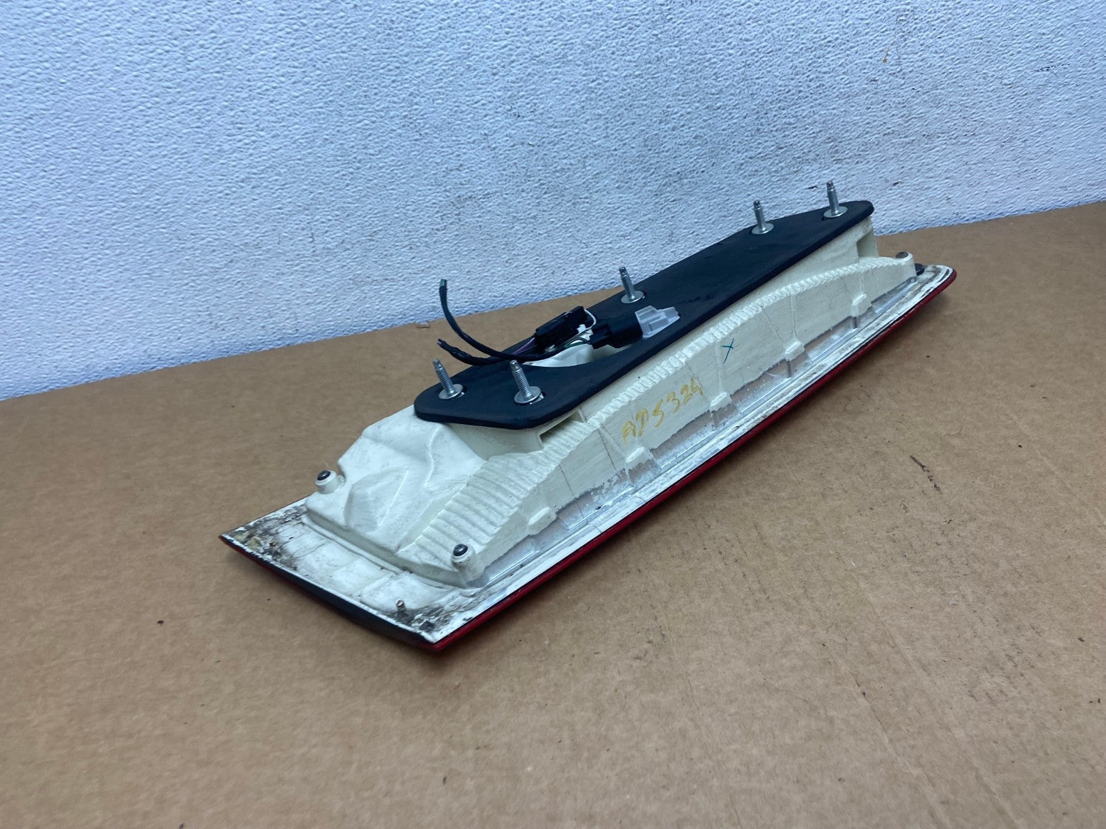 2010 2011 2012 Lincoln MKZ Right Passenger Side Tail Light Inner AD5324 LK4
