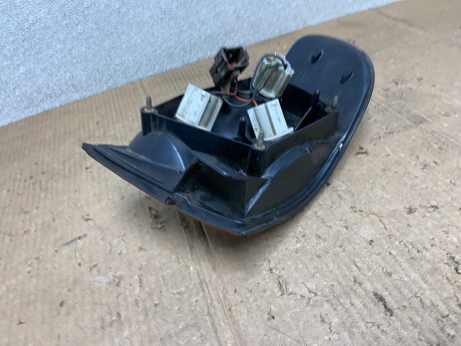 1991 - 1992 Ford Escort  Right Passenger RH Side Tail Light aa8201 DG4