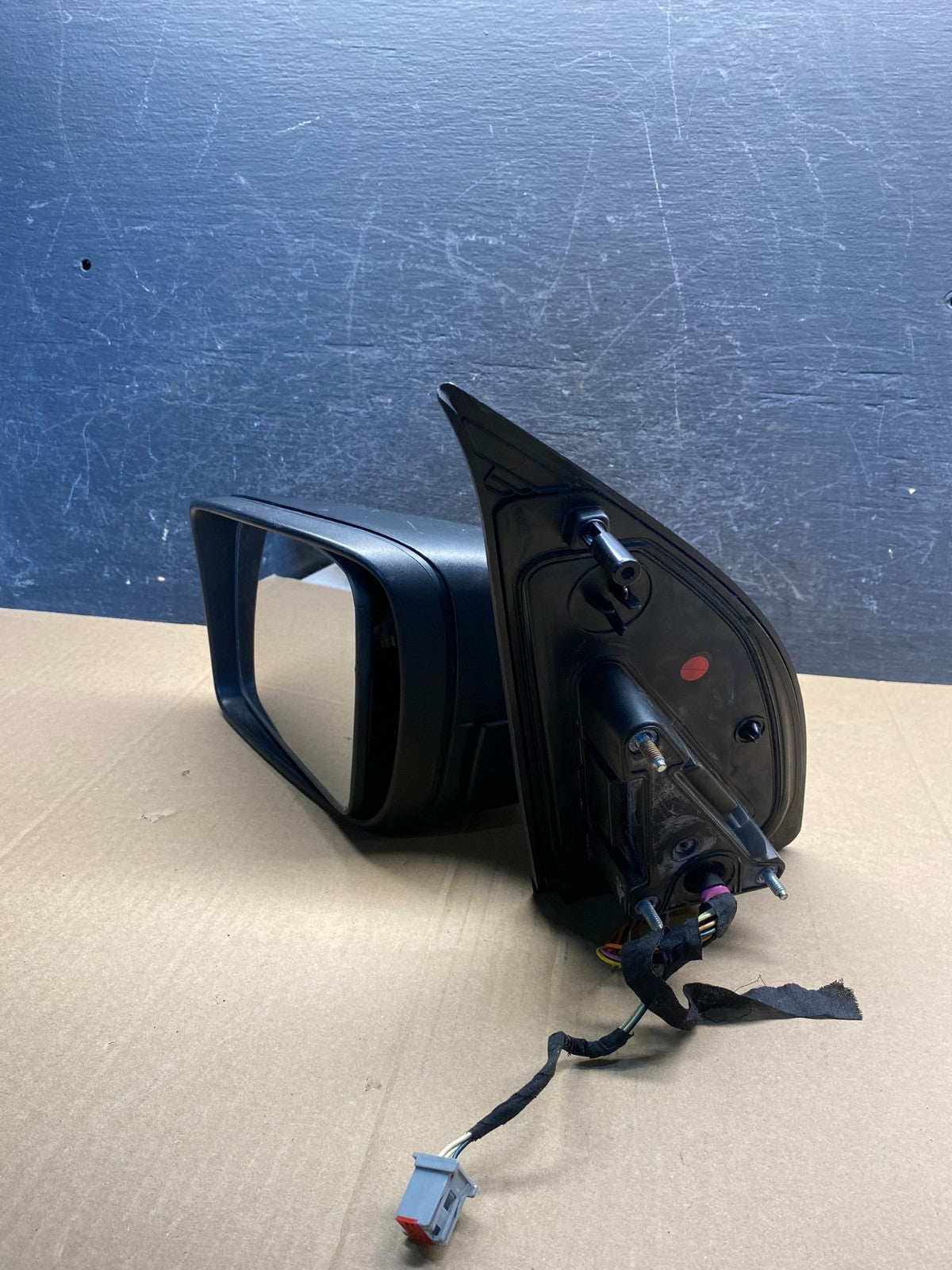 2008 to 2010 Land Rover LR2 Left Lh Side Door Power Mirror AH7258 DG11