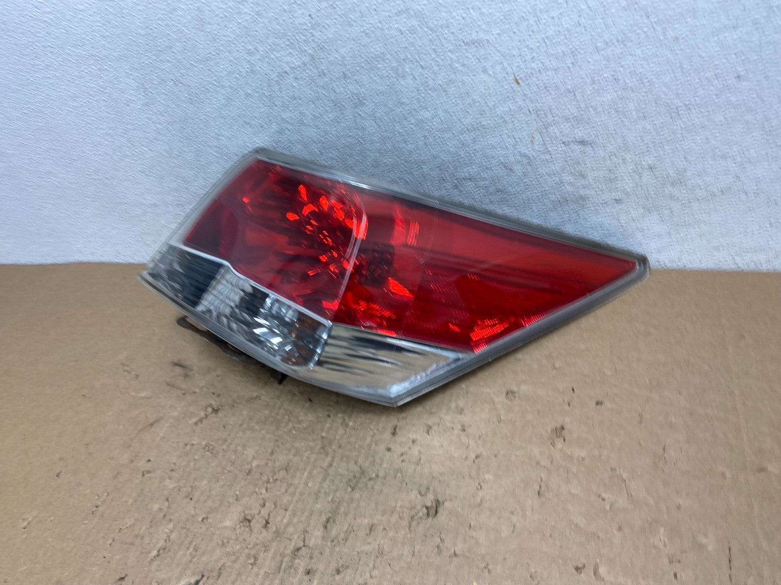 2008 to 2012 Honda Accord Sedan Tail light Right Passenger RH Side AF8074 DW1