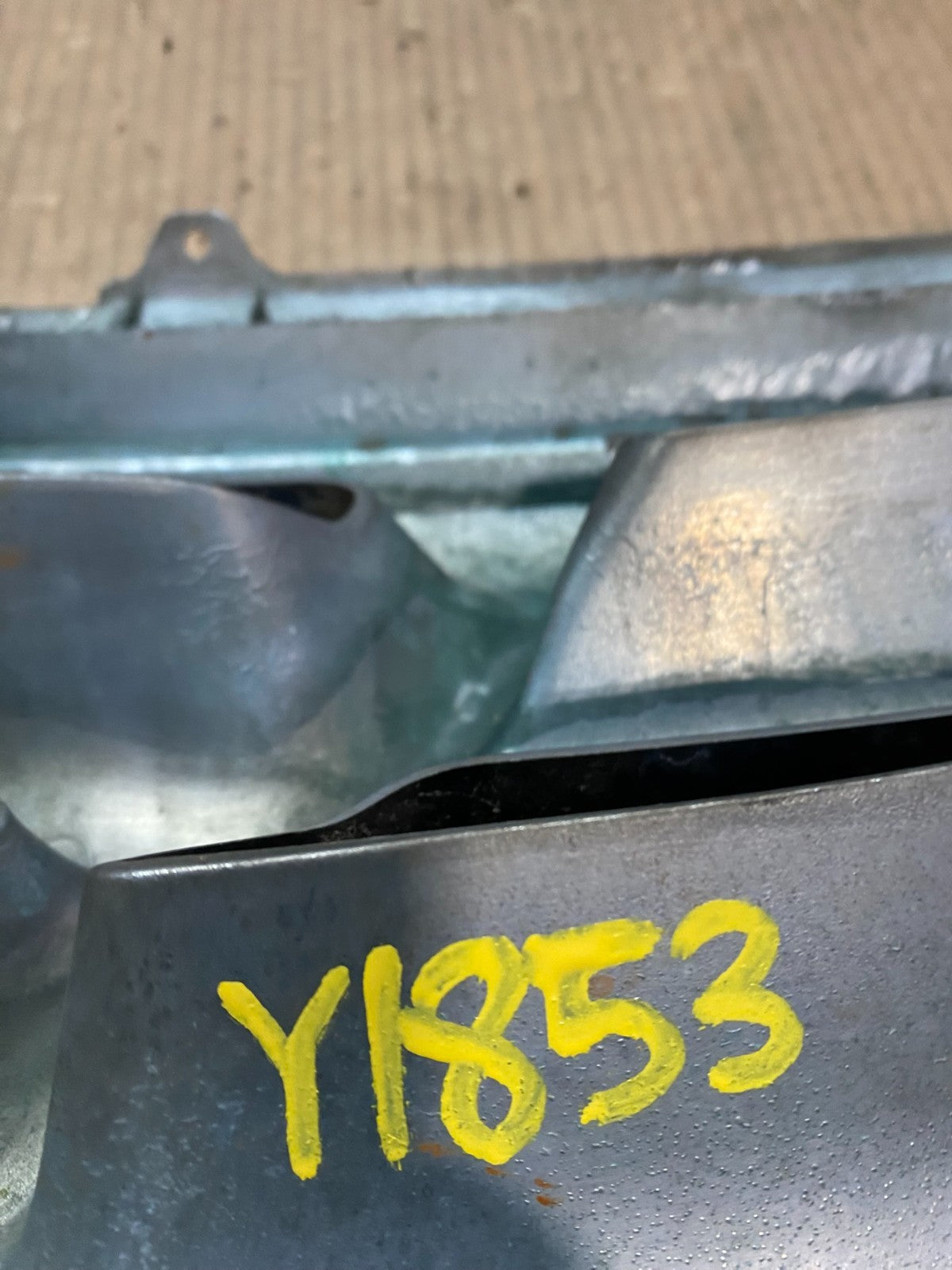 1999 Kia Sportage Front Upper Grille Grill OEM y1853 DG11