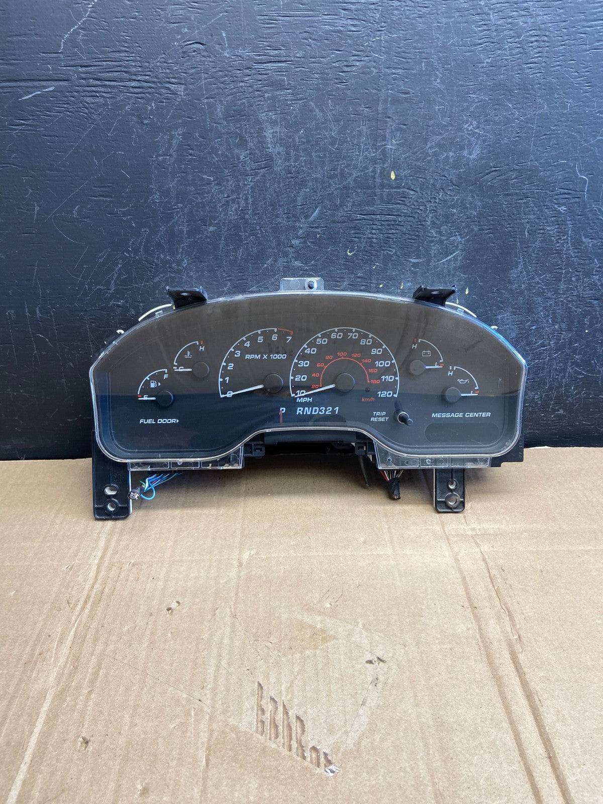 2002 Ford Explorer Speedometer Cluster Gauge ad7081 DG0