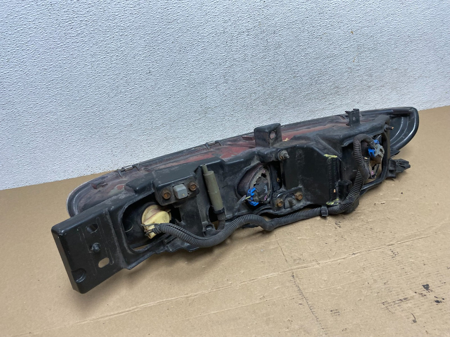 1995 to 1999 Oldsmobile Aurora Left Driver LH Side Headlight AF4457 DW4