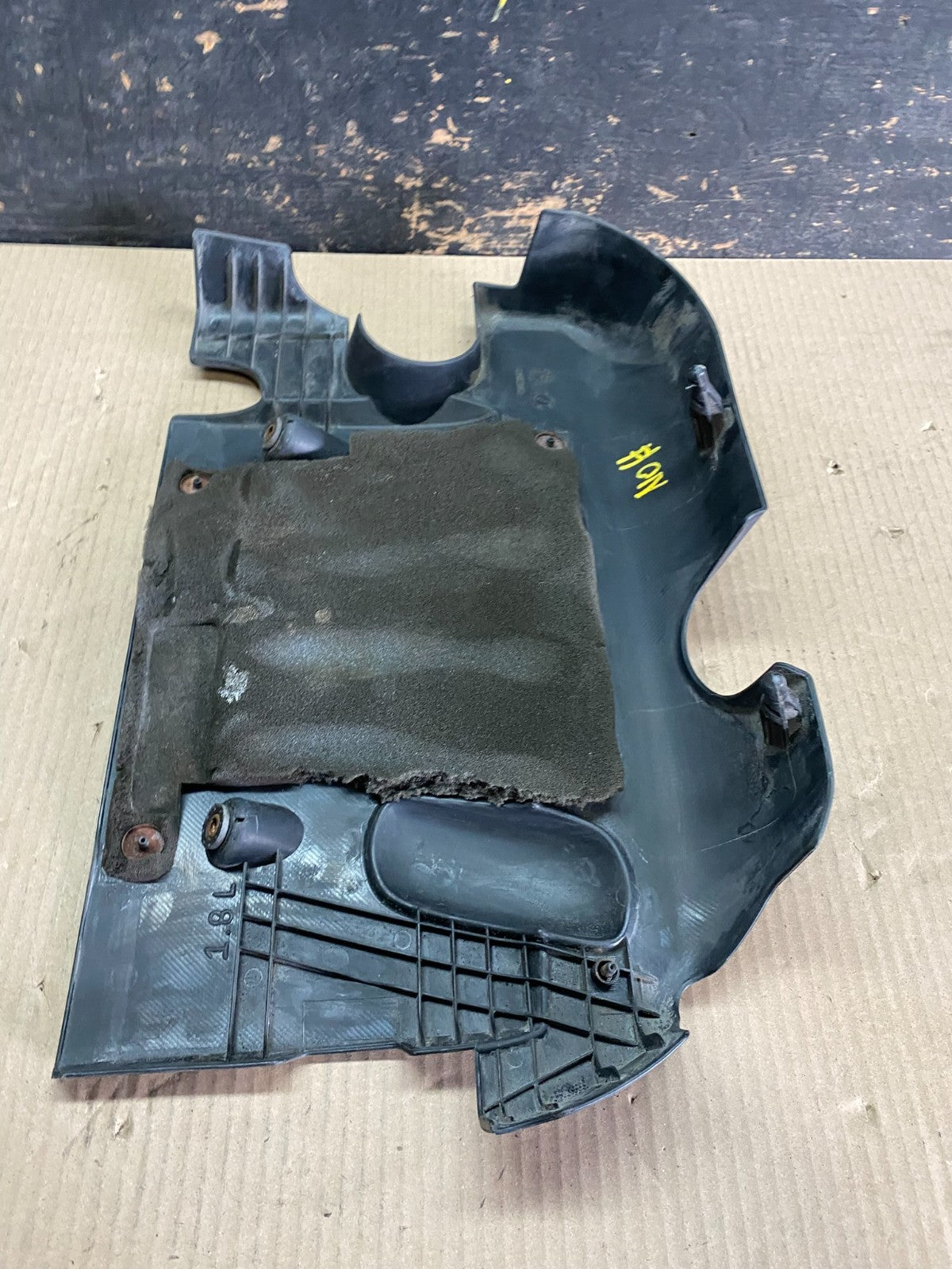 2007 to 2012 Nissan Versa Engine Motor Cover u7307 DG7