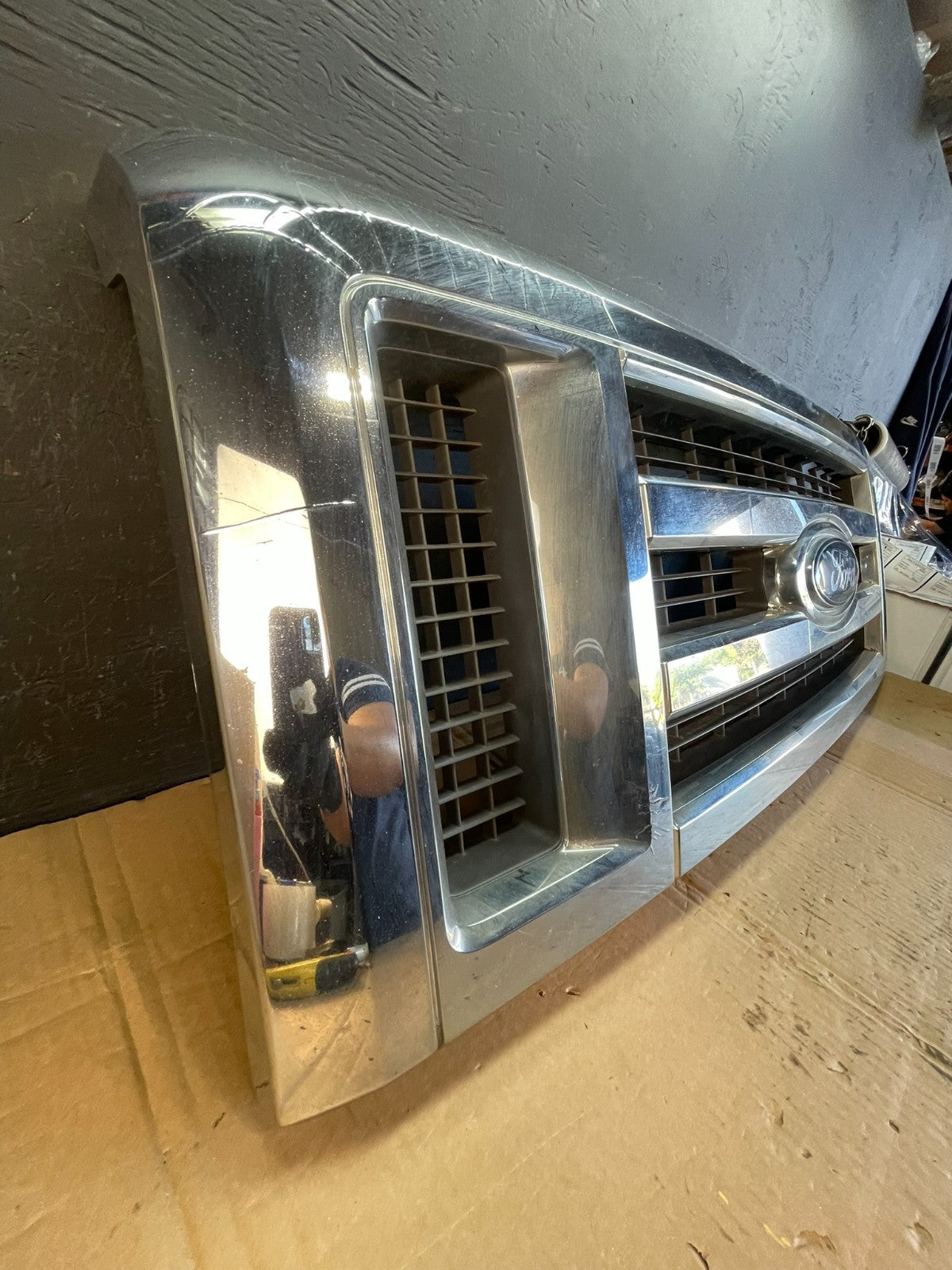 2008 to 2014 Ford Econoline E150 E250 Front Upper Chrome Grill Grille AC5451 DG2