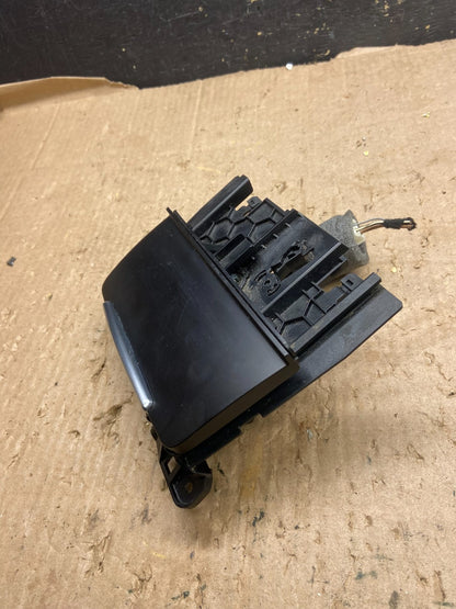 2009 to 2016 Audi Q5 Front Center Console Ash Tray OEM Z2018 DG3