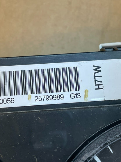 2007 to 2013 Chevrolet Silverado Suburban Cluster Gauge Speedometer OE ac4946 DG9