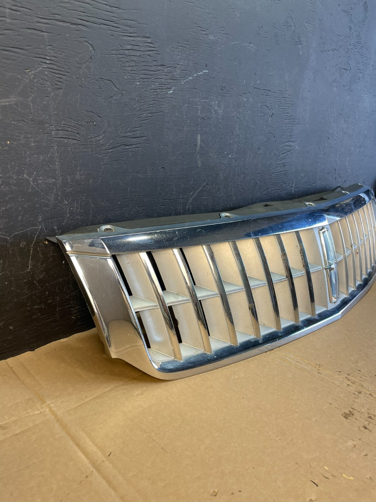 2006 to 2009 Lincoln Zephyr Mkz Chrome Front Upper Grill Grille AC5420 DG2