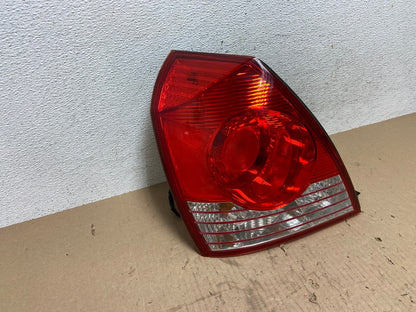 2004 2005 2006 Hyundai Elantra Sedan Left Driver LH Tail Light AE8751 LK2