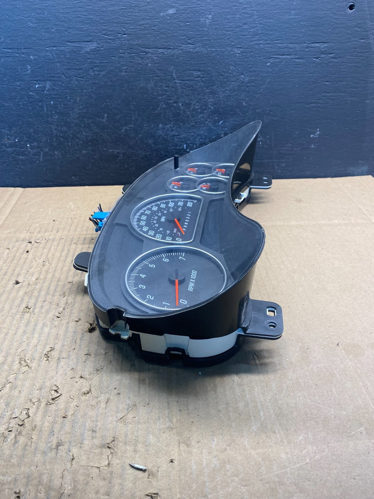 2006 - 2009 GMC Envoy Speedometer Cluster Gauge AD1768 DG1