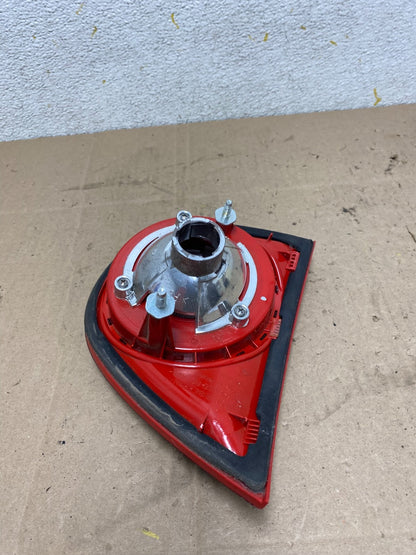 2006-2009 Volkswagen Golf Right Passenger Rh Tail Light Inner Trunk N4009 DW6