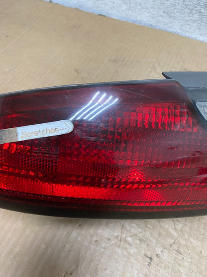1993 to 1996 Chevrolet Camaro Left Driver LH Side Tail Light AI8258 DW3
