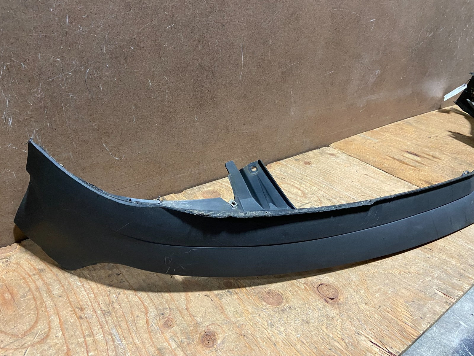 2013 to 2017 Chevrolet Traverse OEM Front Bumper Lower Valance 20983796 Z5803 PS1