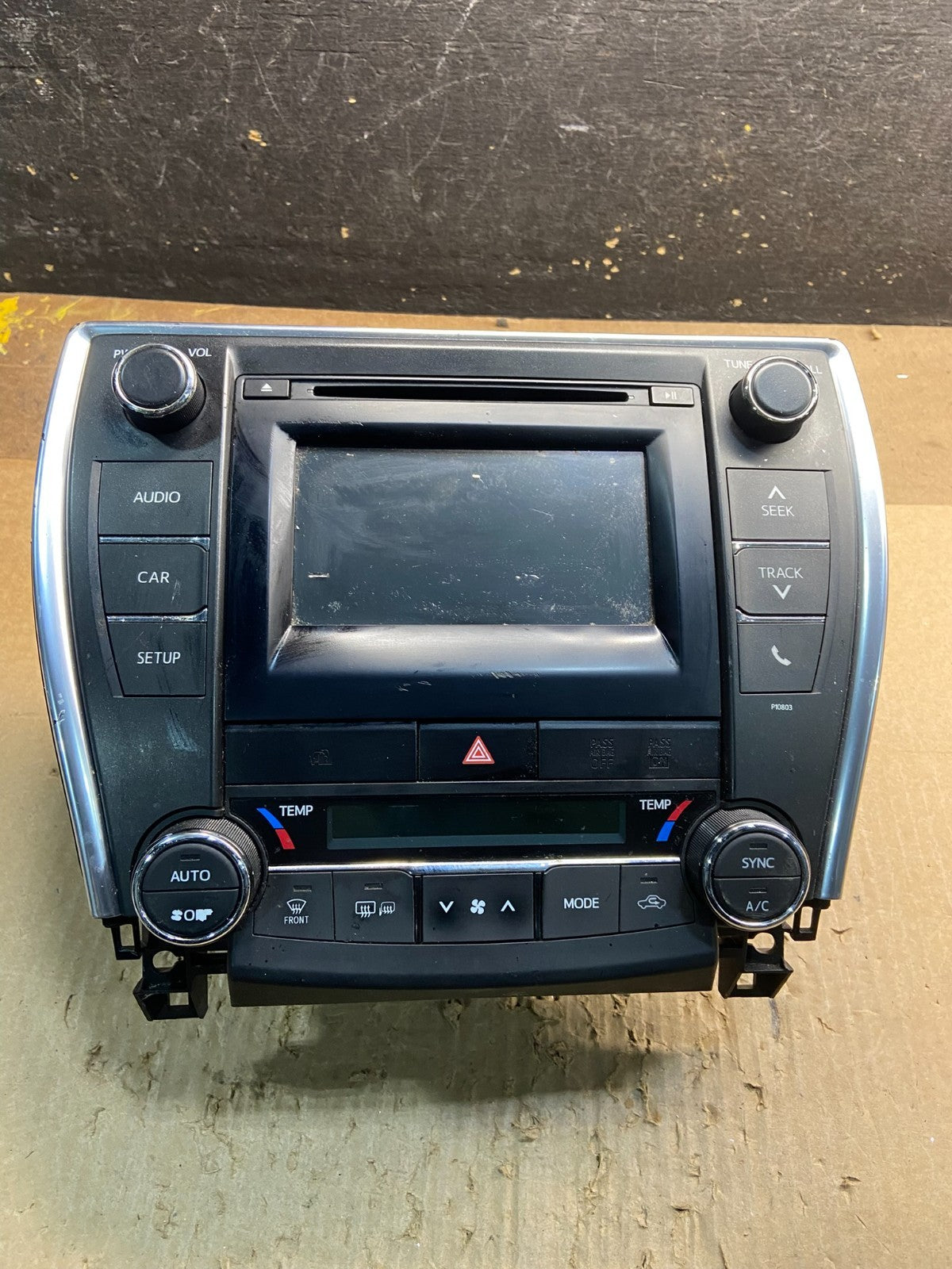 2015-2017 Toyota Camry Radio CD Navigation Screen Display Y7535 DG1