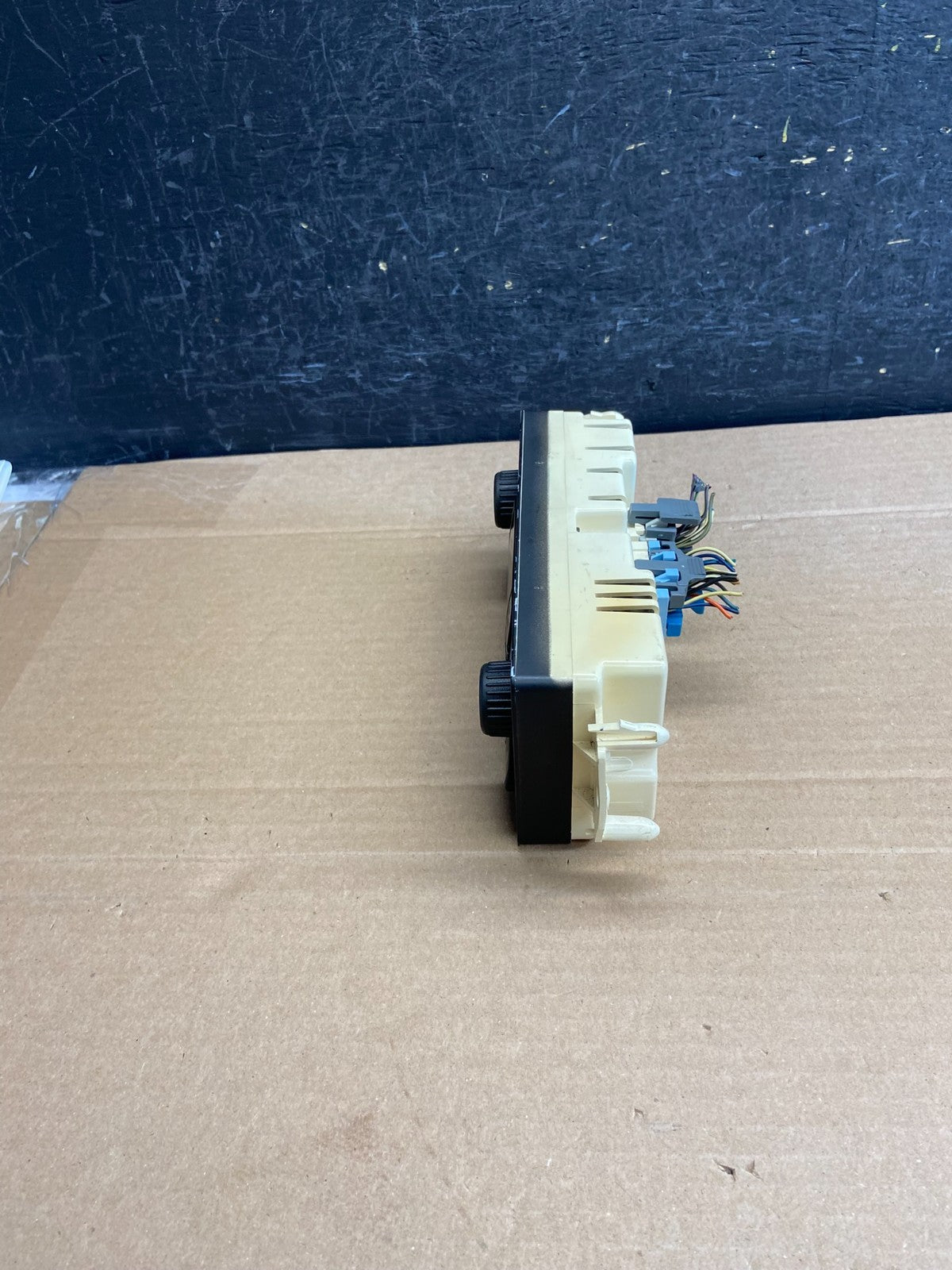 2003 to 2006 Chevrolet Silverado HVAC Heater Climate Control Module AG4995 DG2