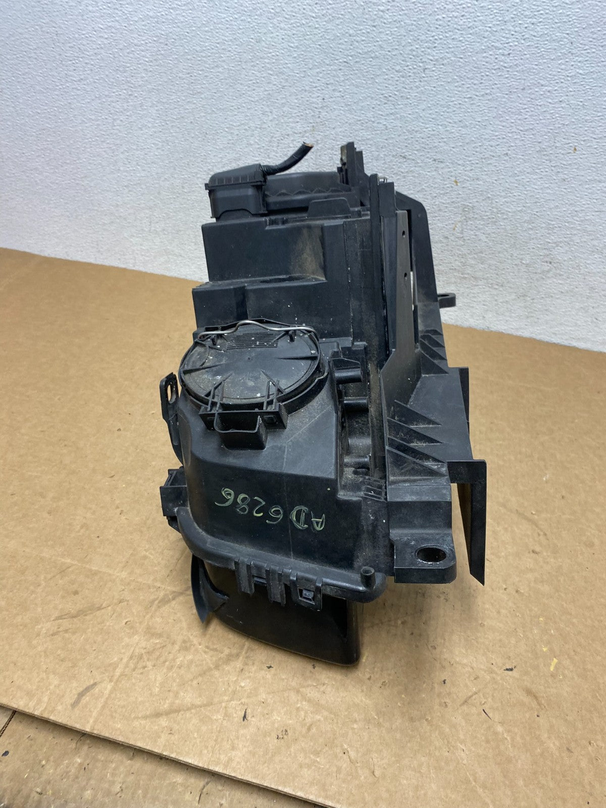 2007 to 2010 BMW X3 Passenger Right RH Side Headlight HID Xenon AD6286 DW7