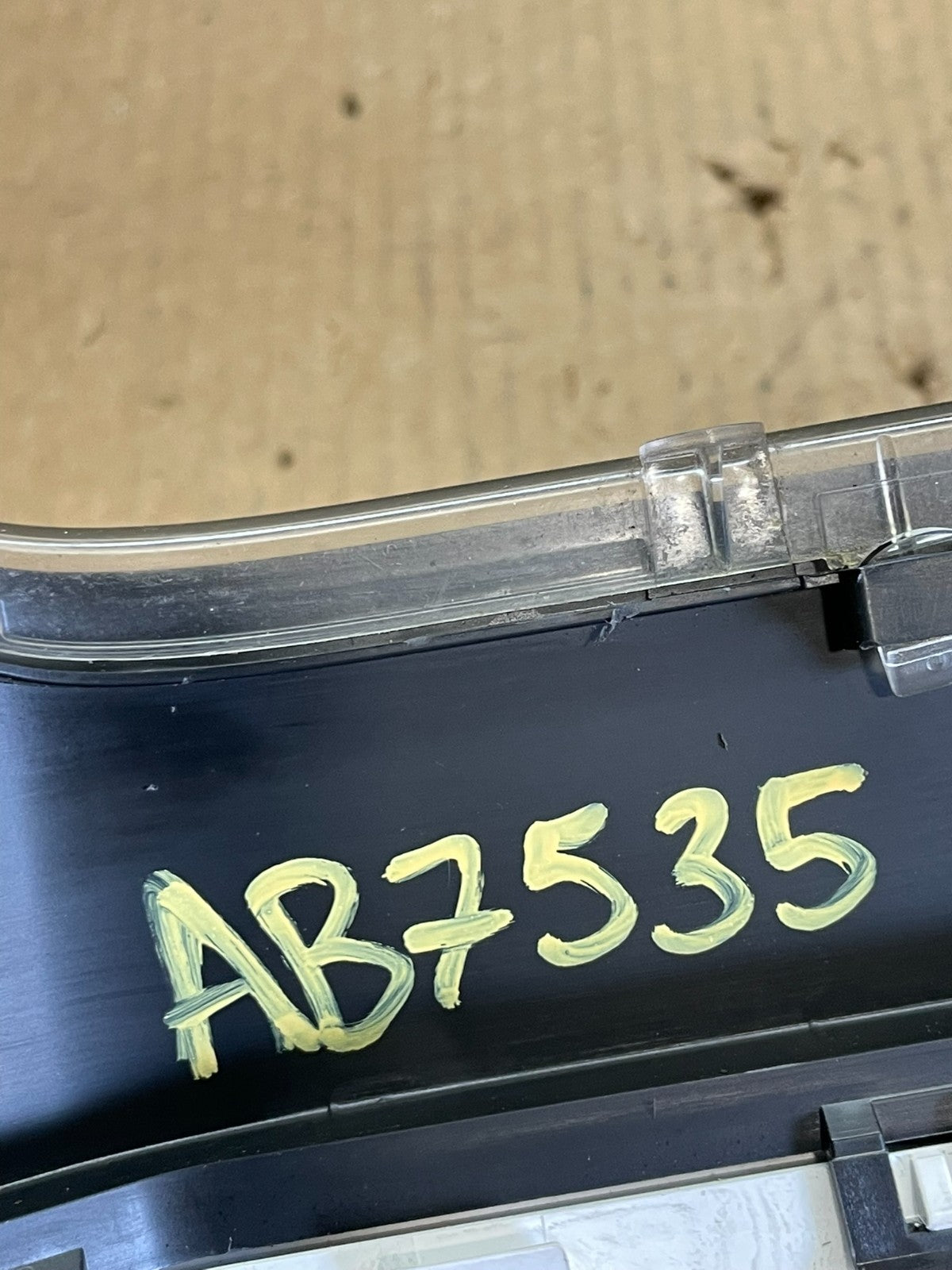 2011 to 2013 Ford E150 E250 E350 VAN Gauge Speedometer Cluster ab7535 DG8