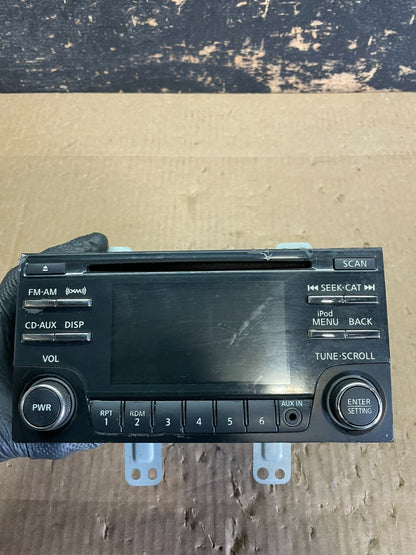 2012 to 2015 Nissan Rogue AM FM XM Radio CD Player Screen Receiver AB3114 DG0