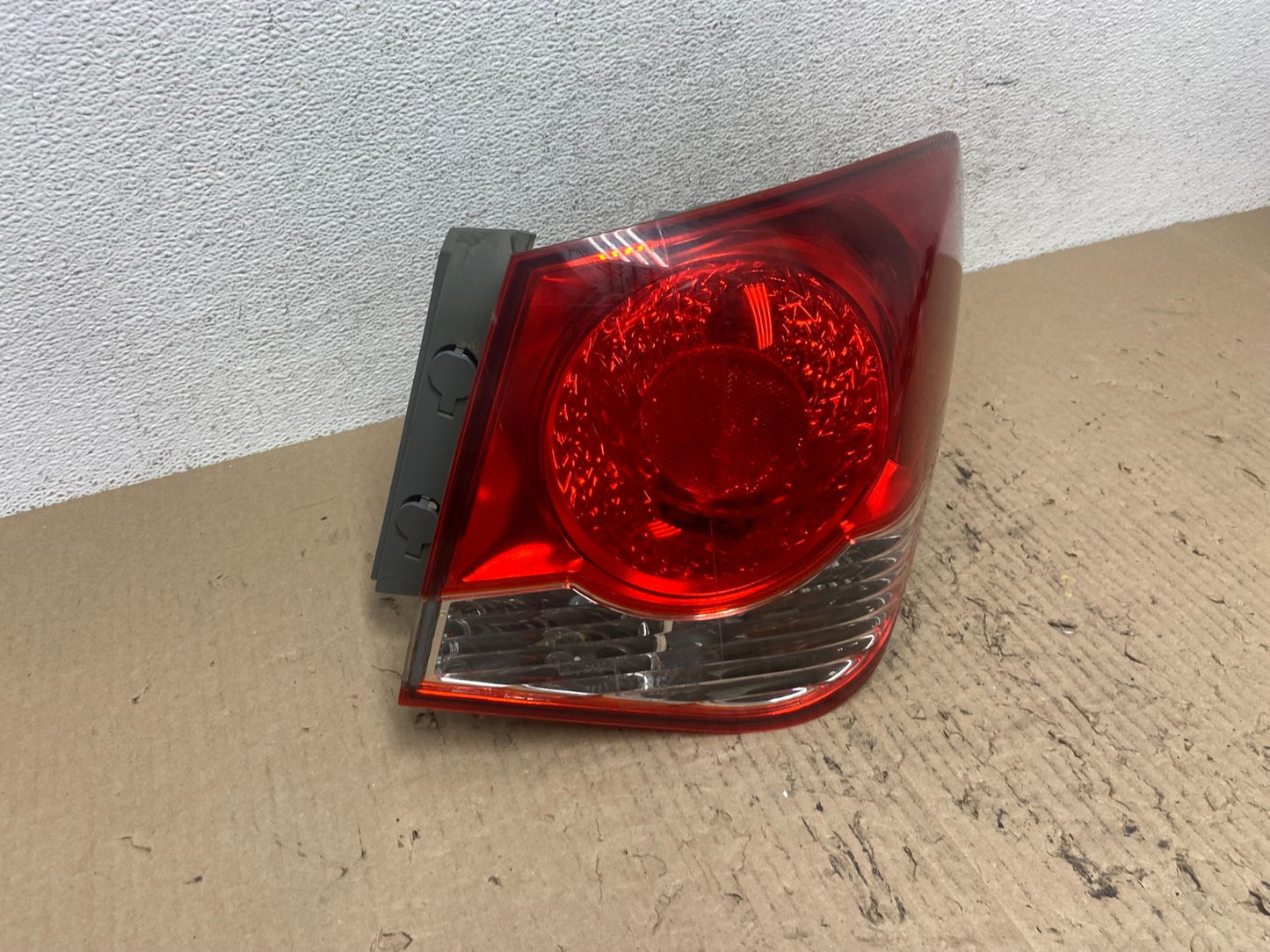 2011 2012 2013 2014 Chevrolet Cruze Right Passinger RH Side Tail Light AF7060 LK2
