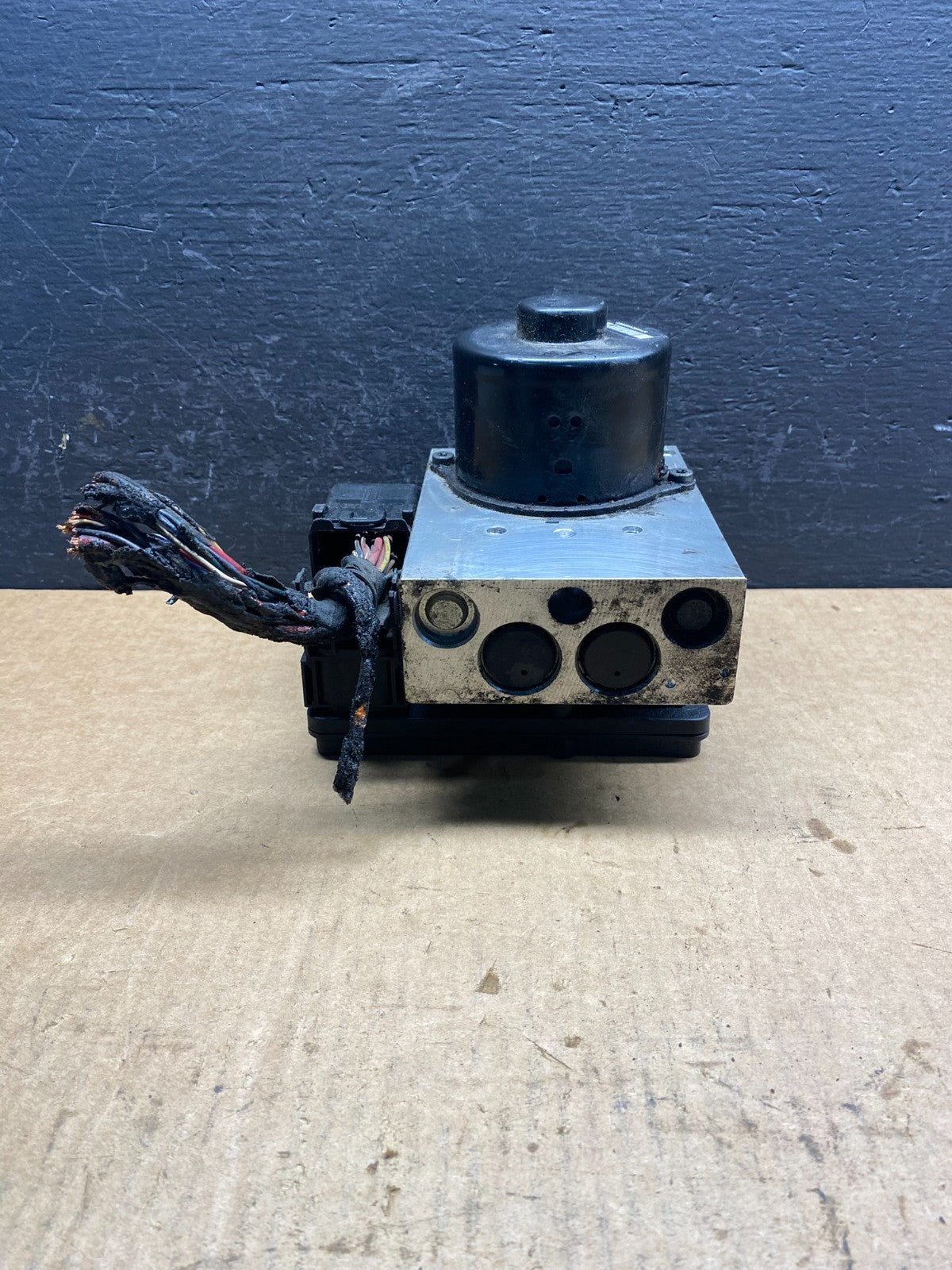 2006 - 2009 Mercedes ML550 GL450 R350 ABS Anti Lock Brake Pump Module AC7009 DG2