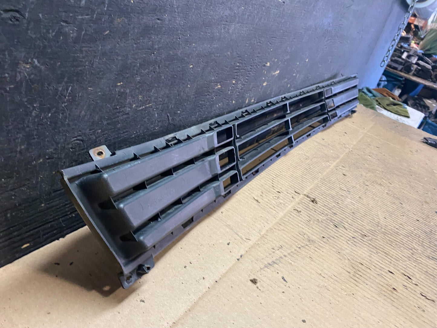 2007 2008 2009 Hyundai Elantra Front Lower Grille Grill 86561-2h001 T5740 DG9