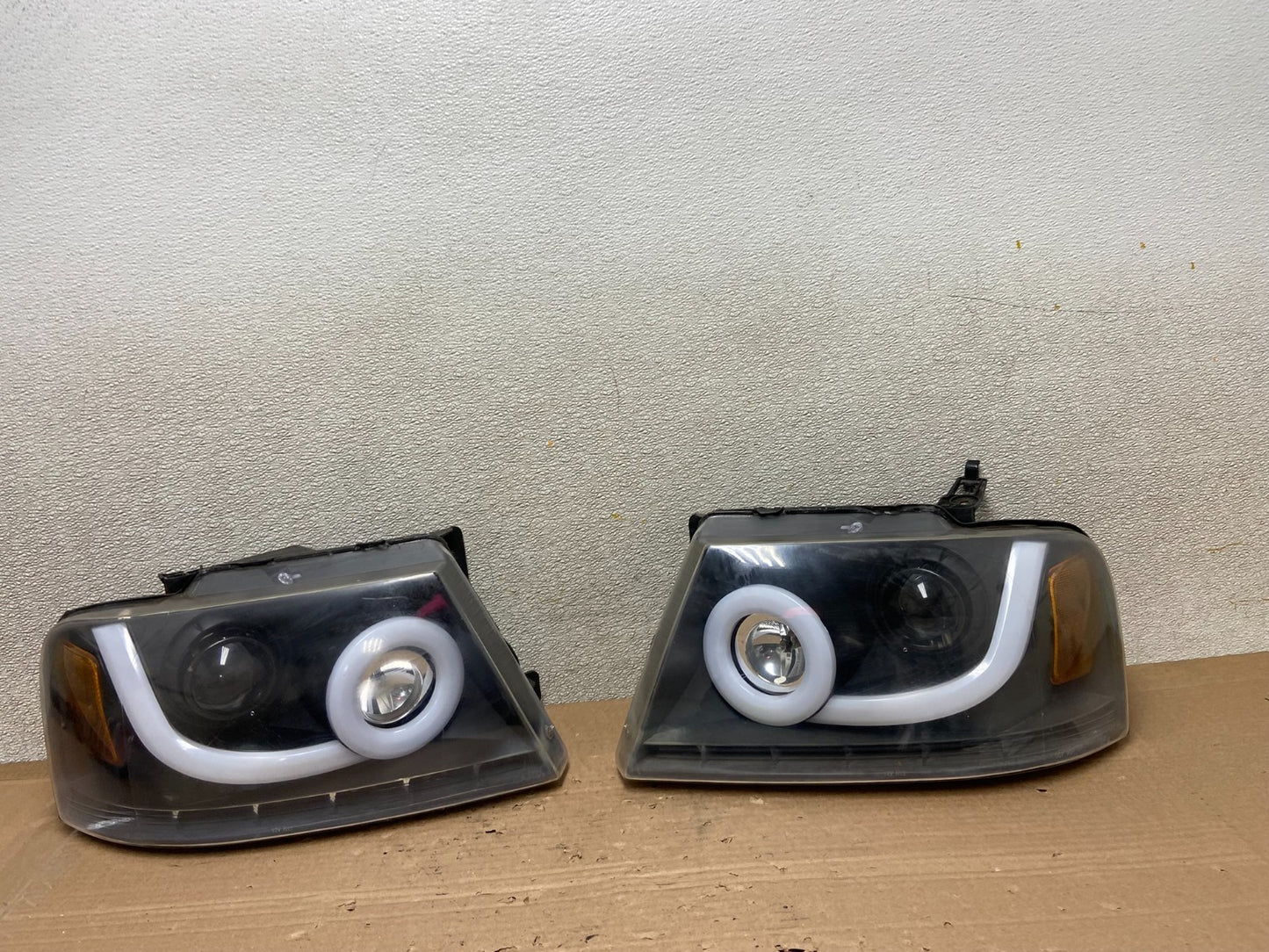 2004 to 2008 Ford F150 F-150 Left+Right Set Side LED Headlights ab1143 DG0