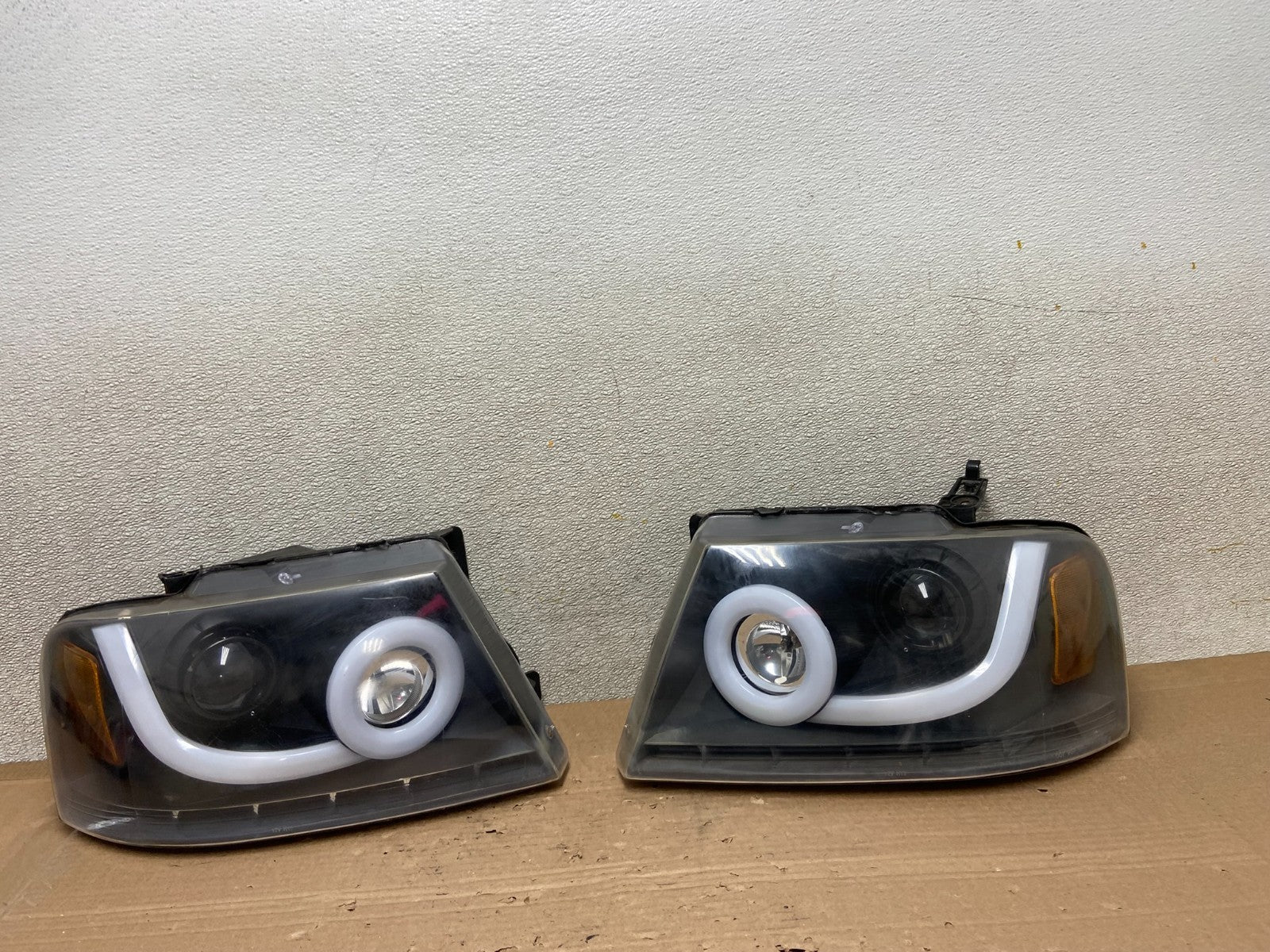2004 to 2008 Ford F150 F-150 Left+Right Set Side LED Headlights ab1143 DG0