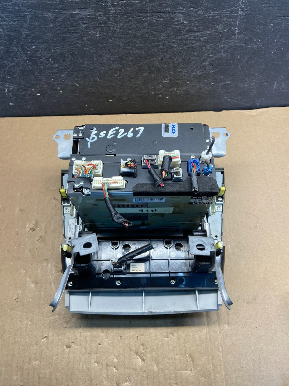 2007 to 2009 Toyota Camry Radio CD Player Climate Control Bezel AG1612 DG5