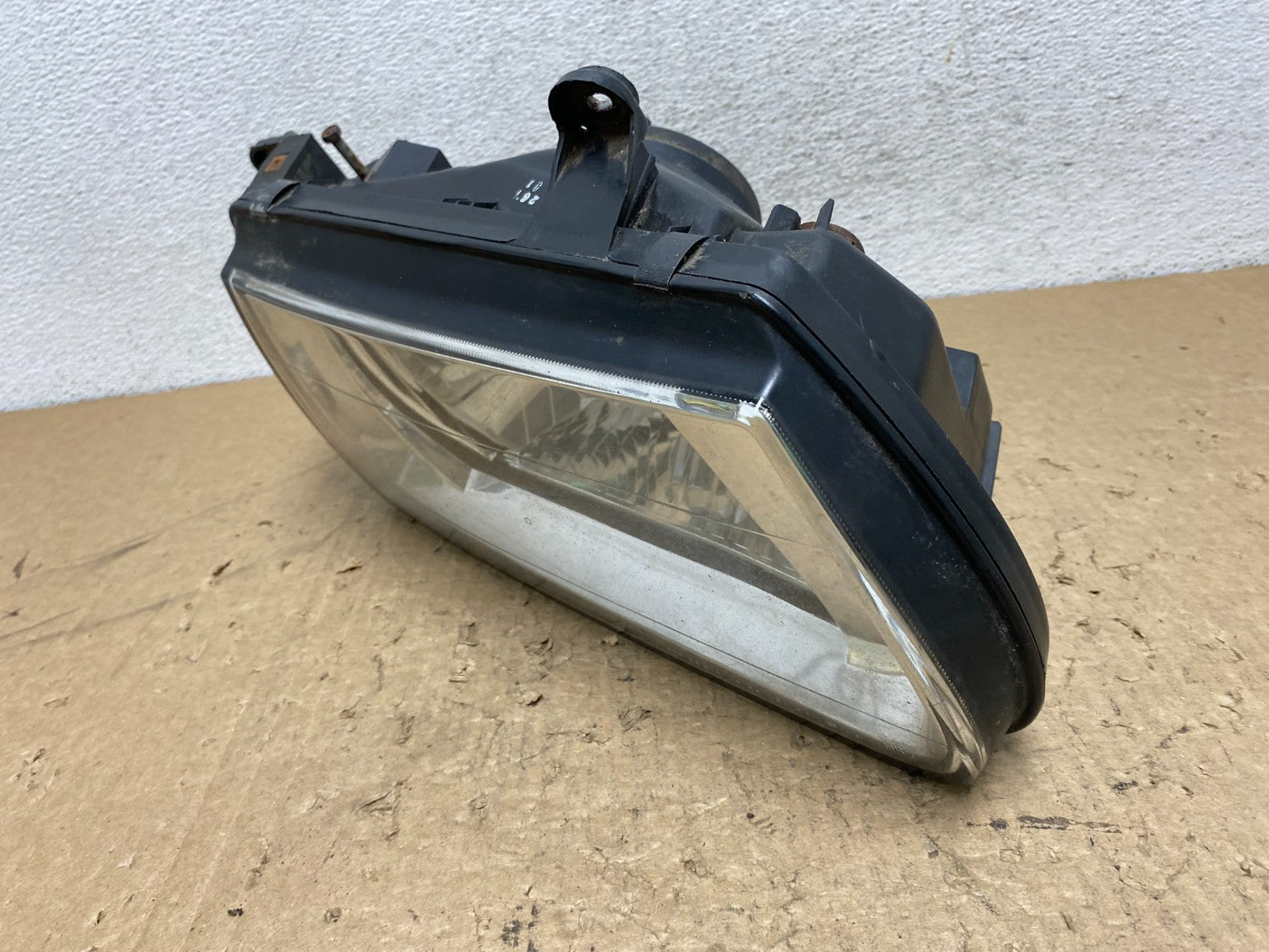2000 2001 2002 Isuzu Rodeo Right Passenger Side Halogen Headlight ag1437 DG1