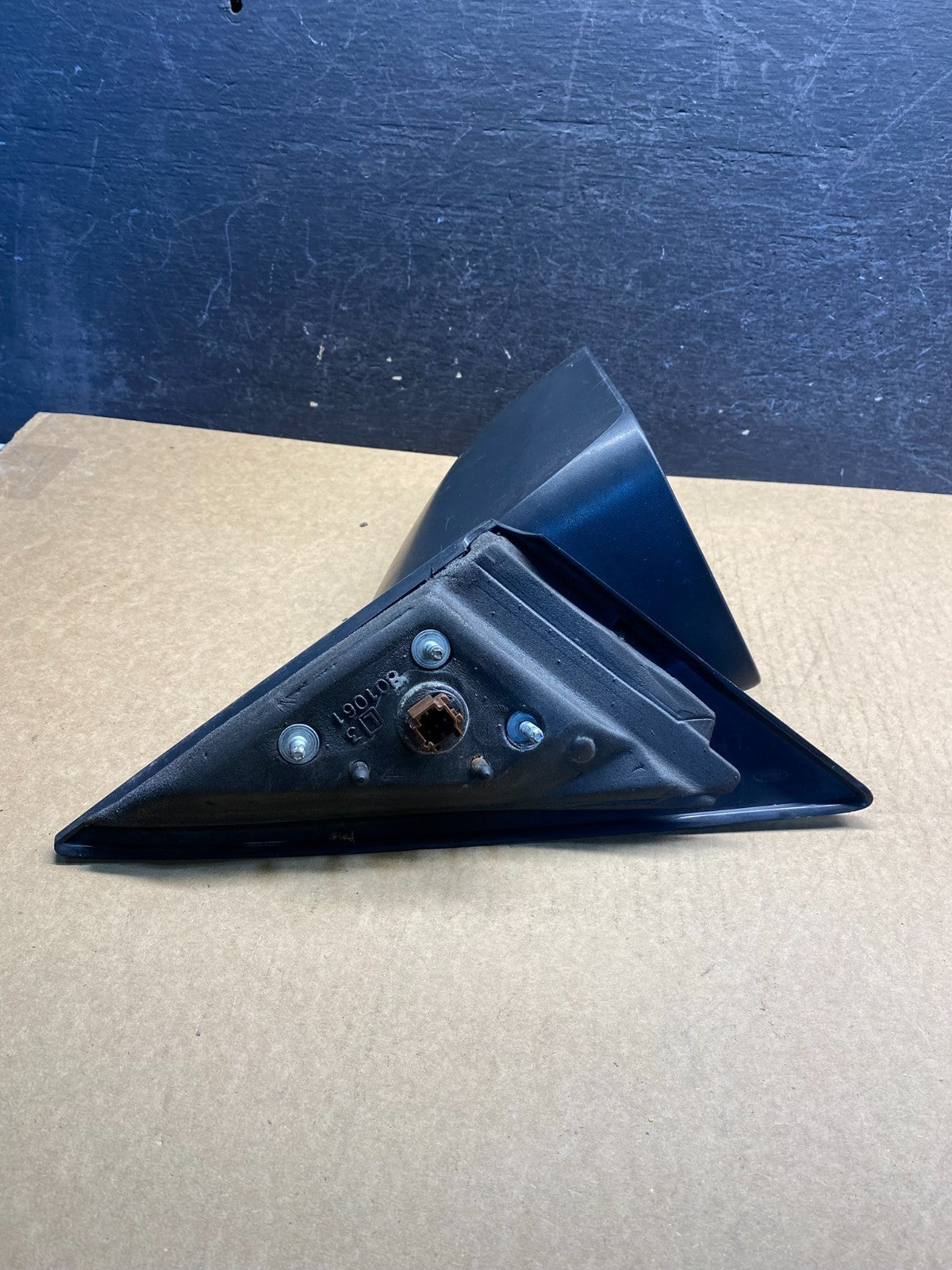 2005 to 2009 Ford Mustang Left Driver LH Power View Door Mirror AG7173 DW4