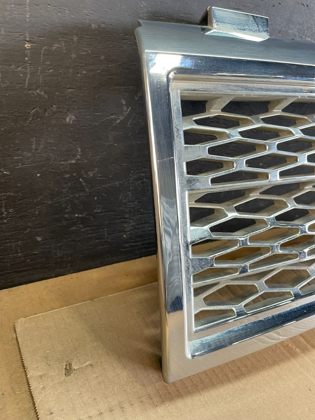 2003 to 2005 Land Rover Range Rover L322 Honeycomb Chrome Front Grill AC19462