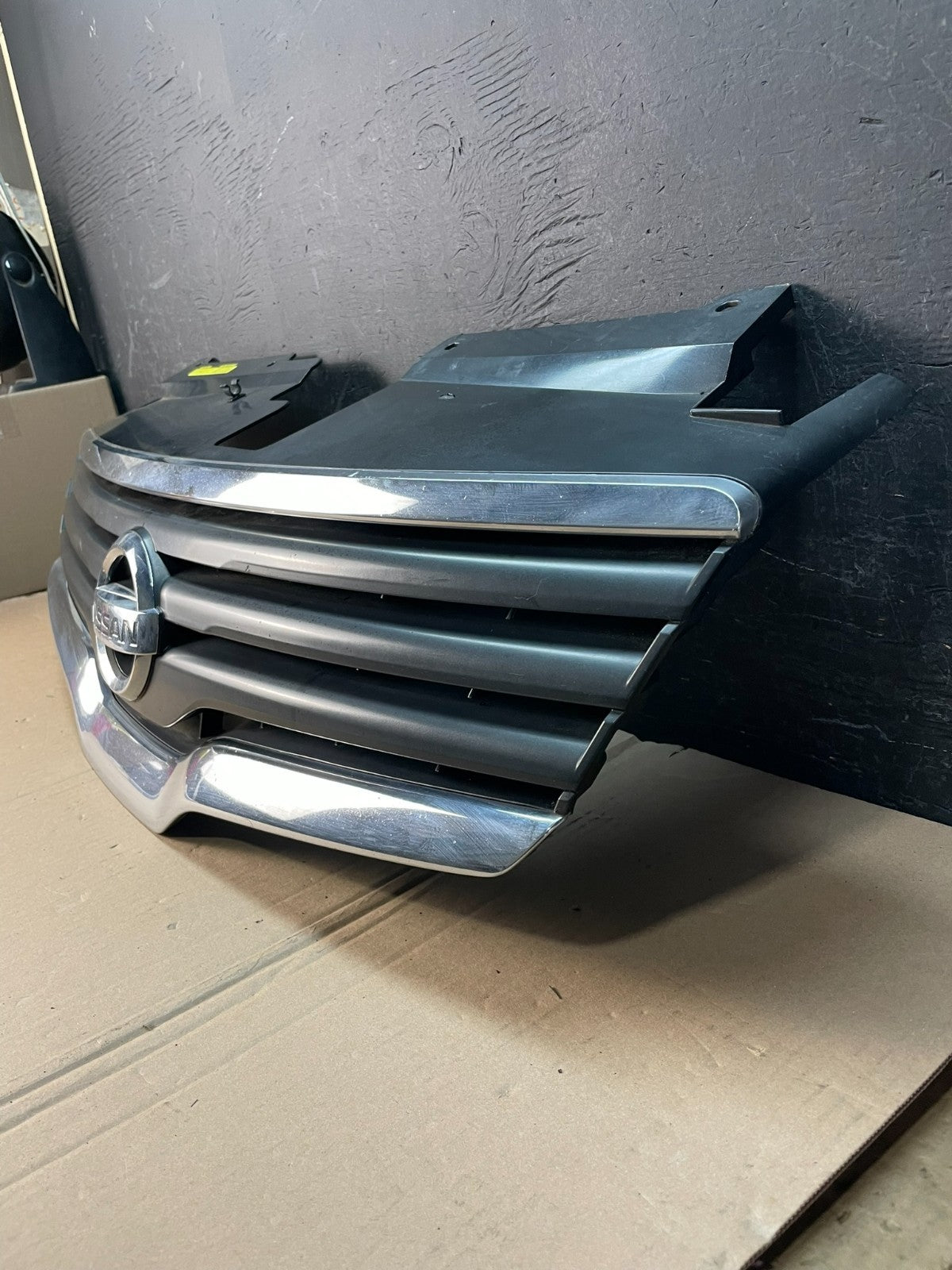 Sedan 2007 2008 2009 Nissan Altima Front Upper Grill Grille AD8372 DG1