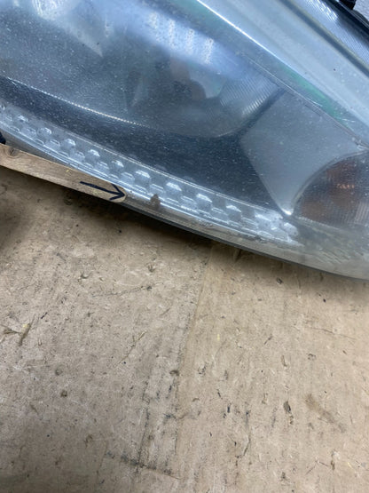 2015-2017 Ford Focus Right Passenger Rh Side Halogen Headlight AD0628 DW5