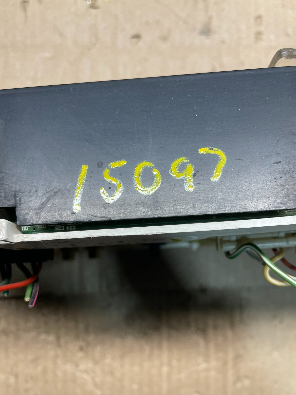 2001 to 2002 Ford Econoline E250 E350 Van Speedometer Instrument Cluster I50977