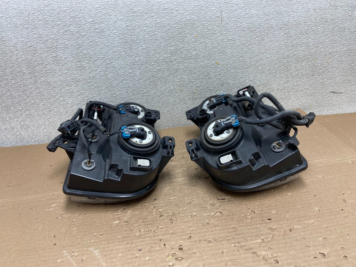 2005 2006 2007 Chrysler 300 Left+Right Halogen Headlights AB1215 DW9