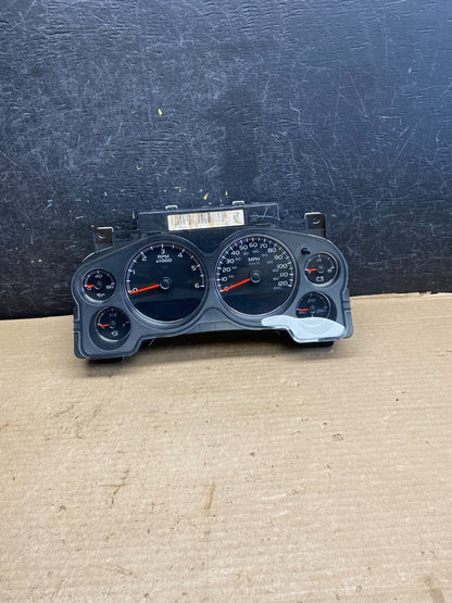 2007 to 2013 Chevrolet Silverado Suburban Cluster Gauge Speedometer ah3844 DG0