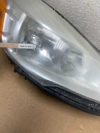 2013 - 2016 Ford Escape Headlight Right Passenger RH Side Halogen Y8372 DW4