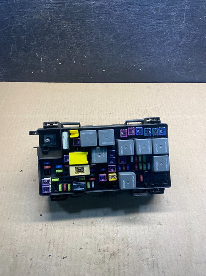 2008 2009 Jeep Wrangler Integrated Power Fuse Box 04692289AF ah1707 DG5