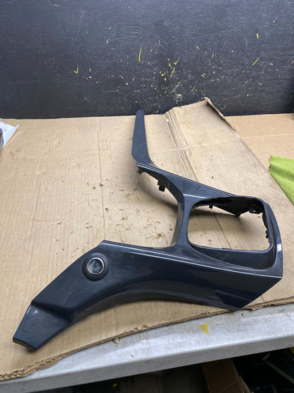 2013 - 2016 Ford Escape Center Dash Radio Gear Shifter Panel Bezel Trim X1995 DG2