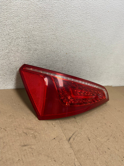 2009 to 2012 Audi Q5 Left Driver LH Side Tail light AG5326 LK1