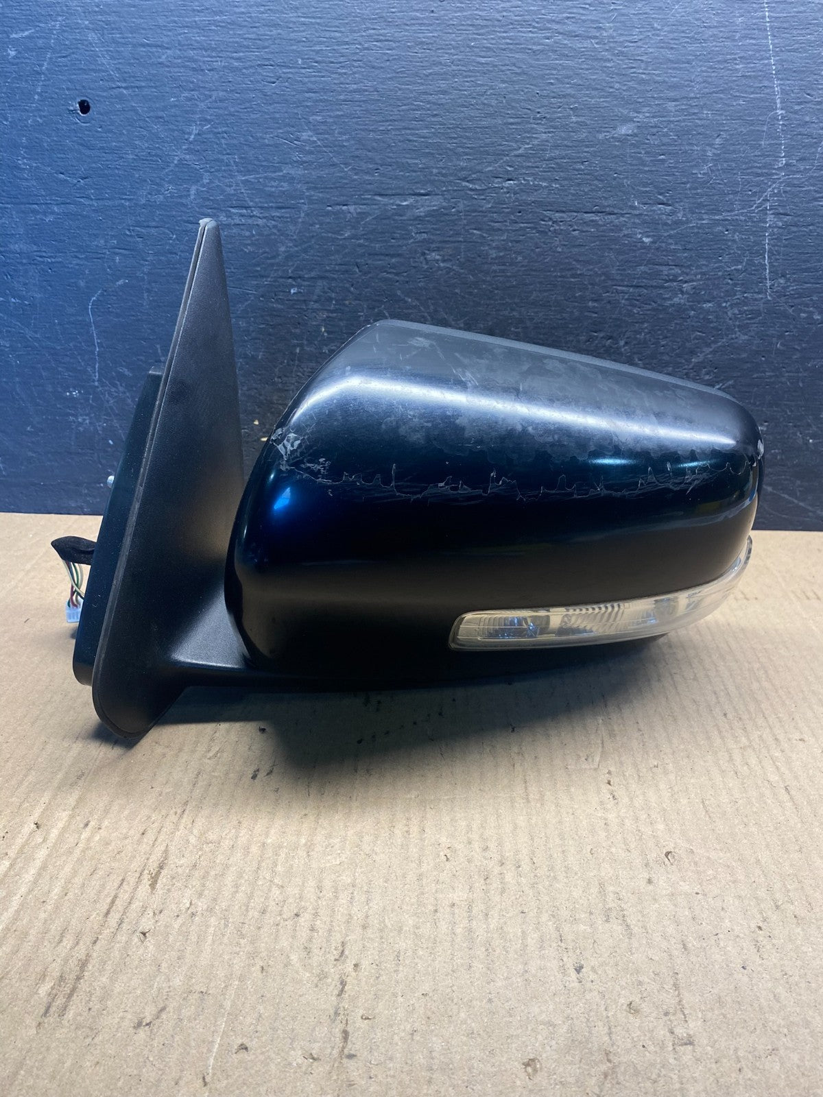 2009 2010 2011 Kia Borrego Left Driver Side View Mirror AE6356 DG0
