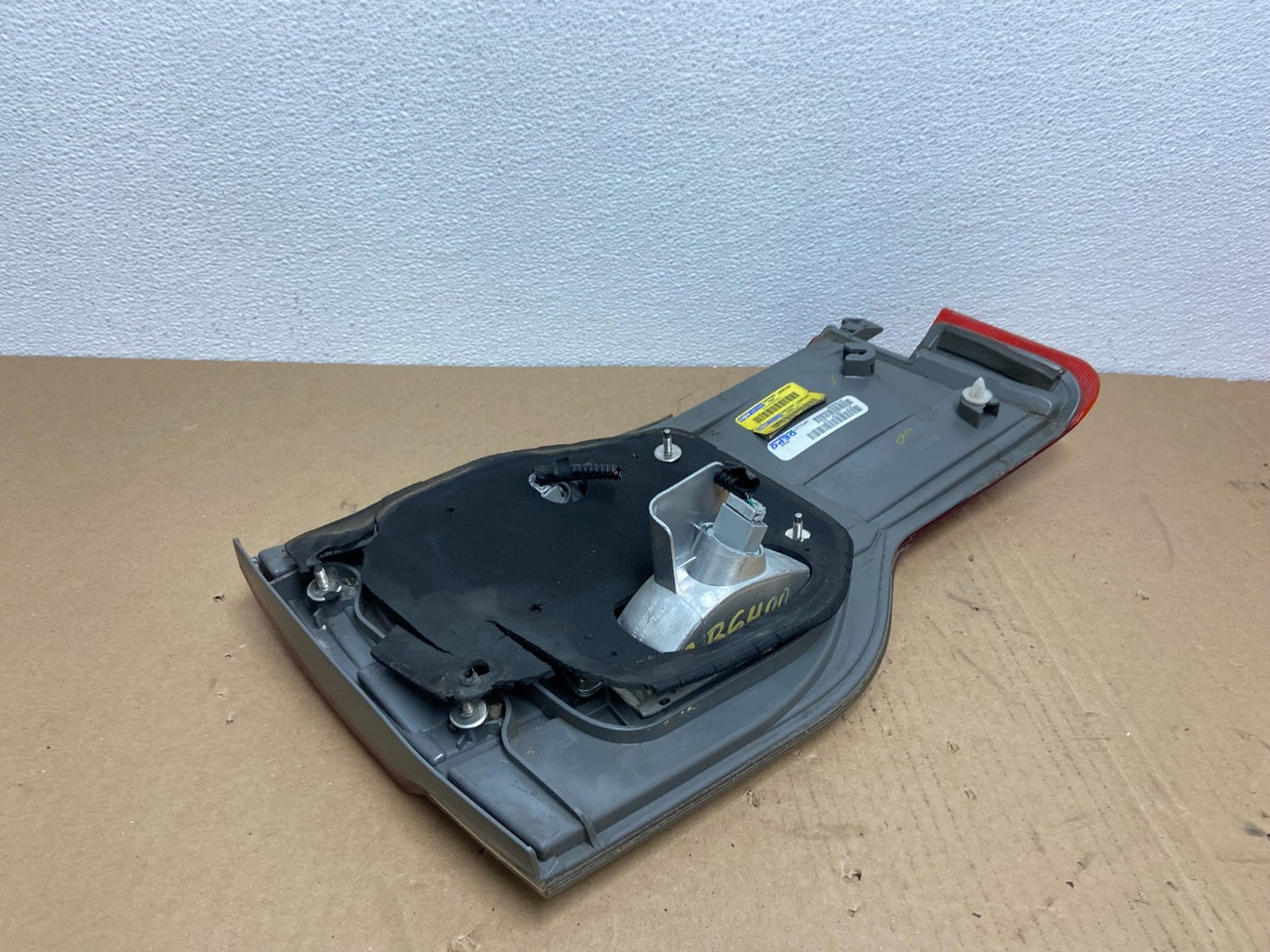 2008 2009 2010 Honda Odyssey Tail Light Inner Right Passenger Rh AB6400 DW4