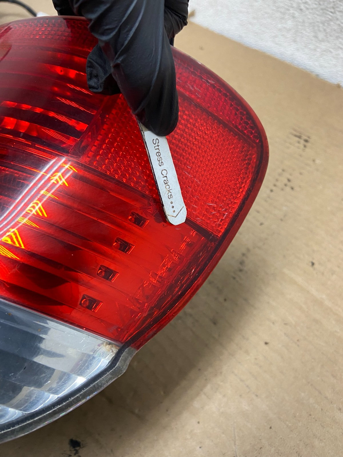 2001- 2003 BMW 5 Series E39 530i Left Driver LH Tail Light AH4016 DW4