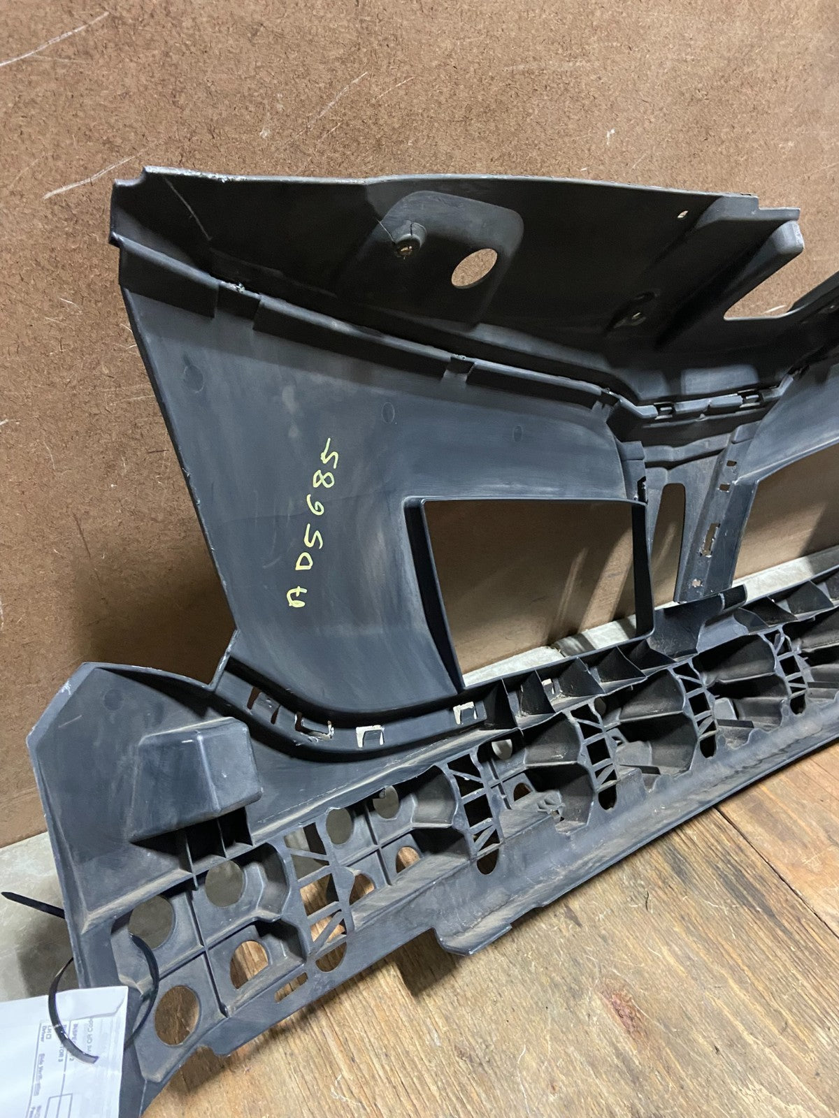 2013 to 2019 Lincoln MKT Grill Grille Support Panel AD56855