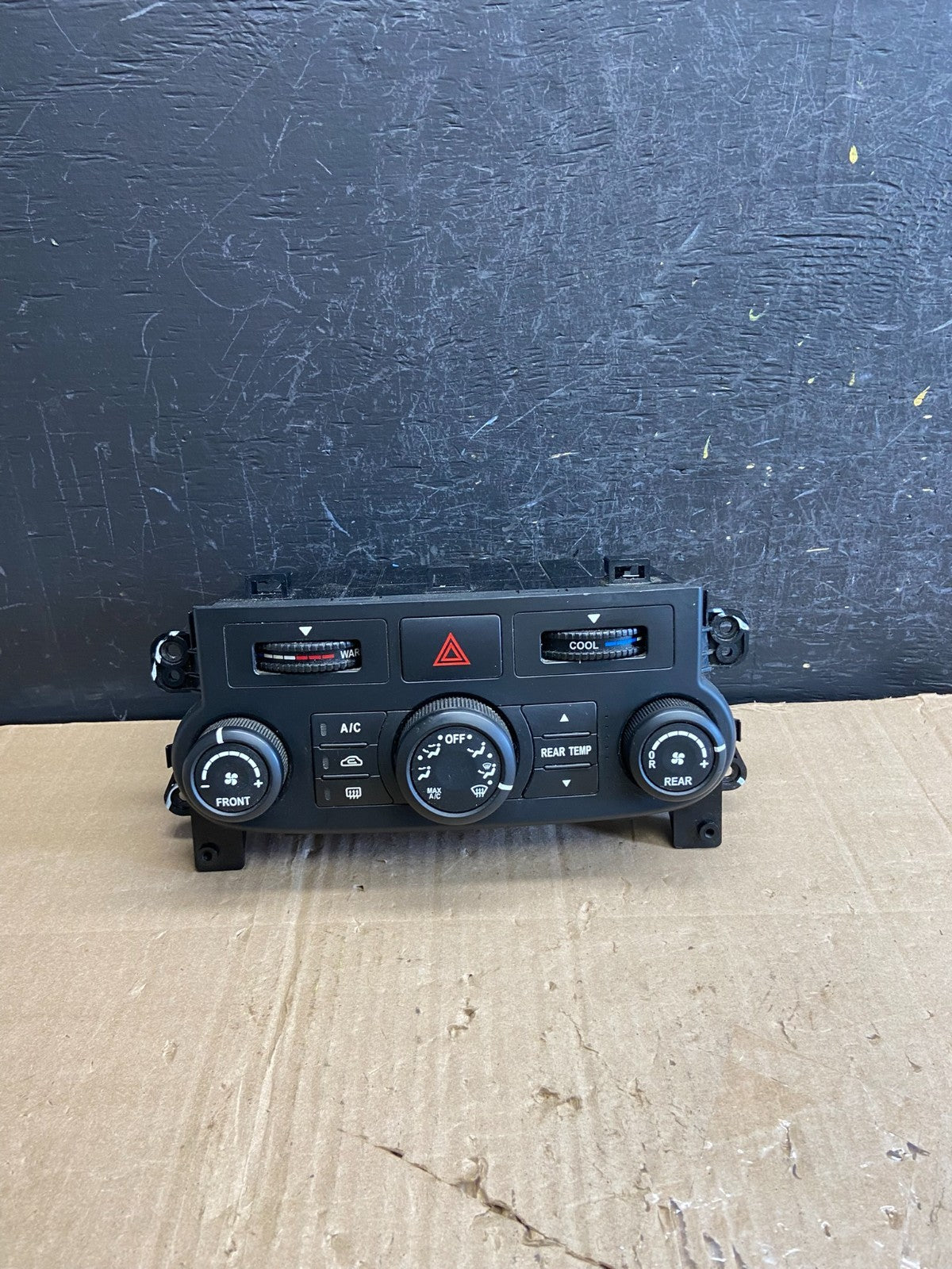 2006 - 2012 Kia Sedona AC Temperature Climate Control Switch AE1813 DG0