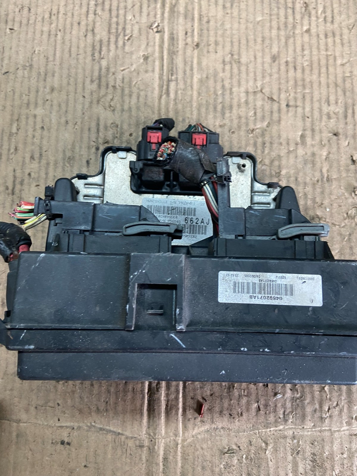 2005 Jeep Grand Cherokee BMC Body Module Power Fuse Box Relay Oem p0521 DG2