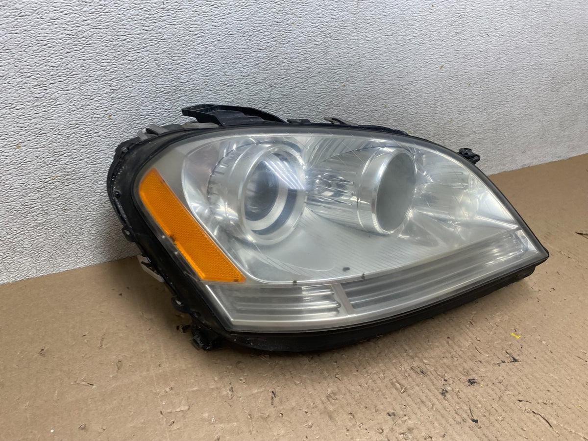Halogen 2006-2009 Mercedes-Benz ML Class Right Passenger Headlight R8378 DW2