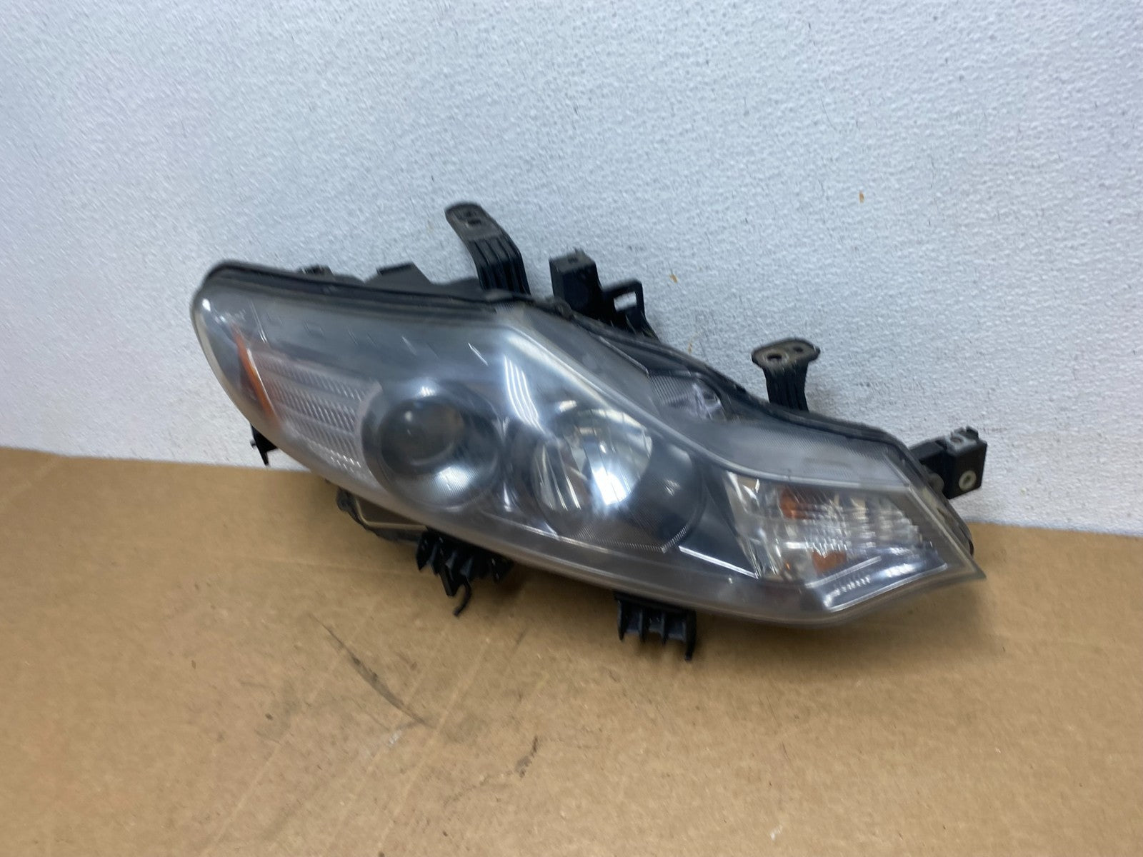 2011 to 2014 Nissan Murano Headlight Right Passenger Rh Halogen AD6077 DW1