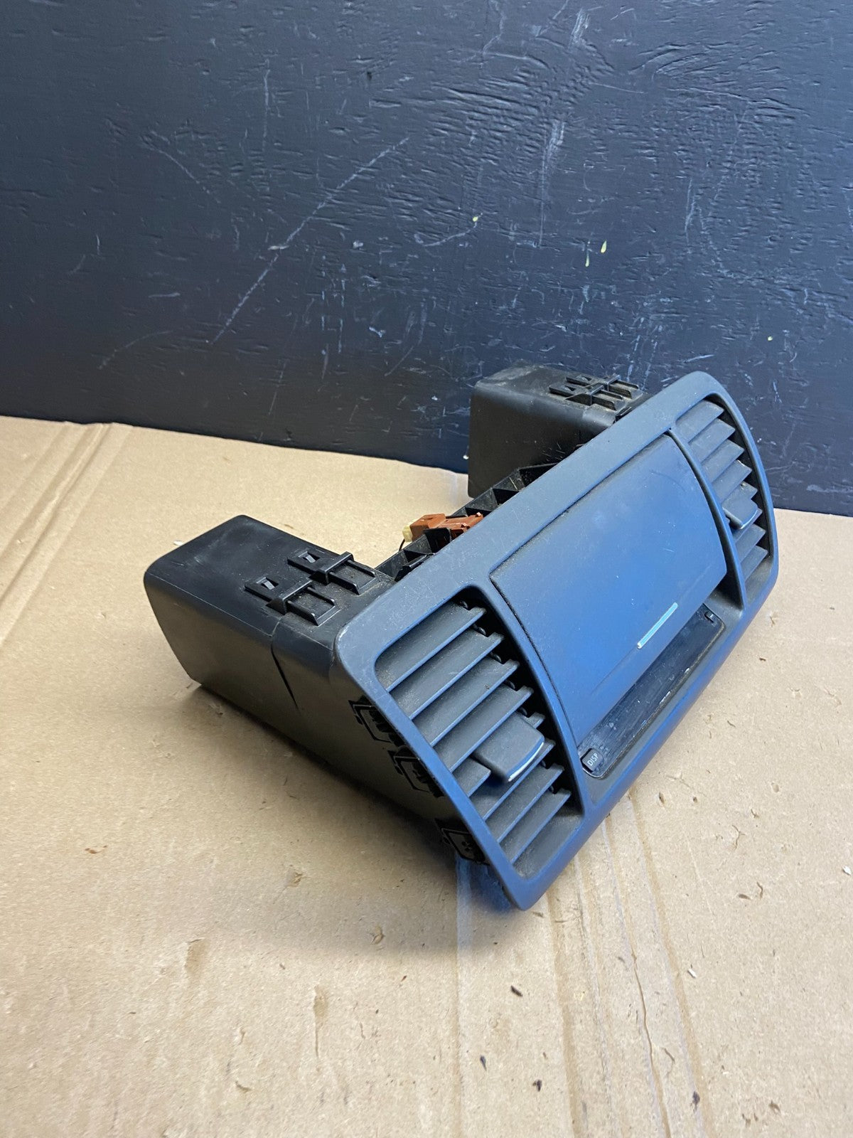 2005-2009 Subaru Legacy Outback Center Dash Bezel Vents Clock Storage AB8854 DG3